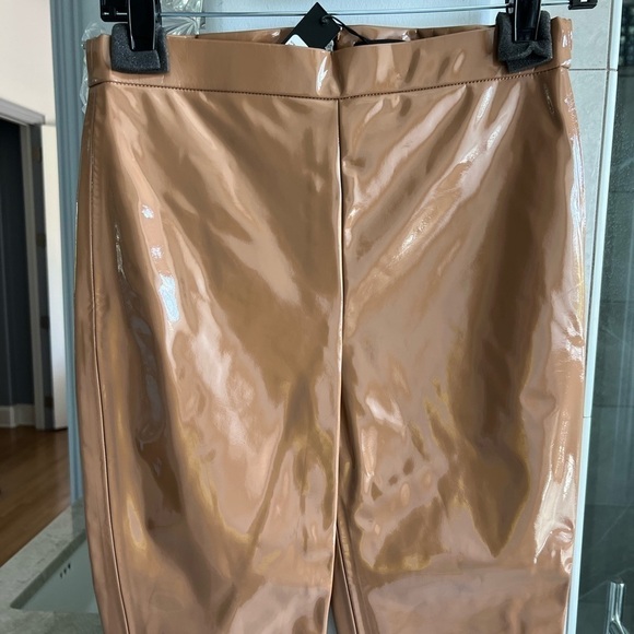 ALICE + OLIVIA MADDOX VEGAN LATEX LEGGING - Picture 8 of 16